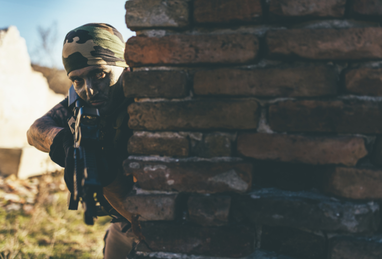 Les attaques pendant la reconstruction des murailles